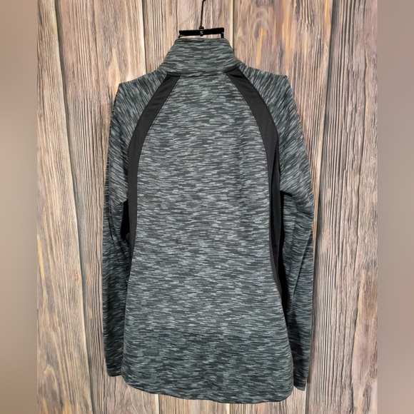 Gray workout sweater - Picture 6 of 6